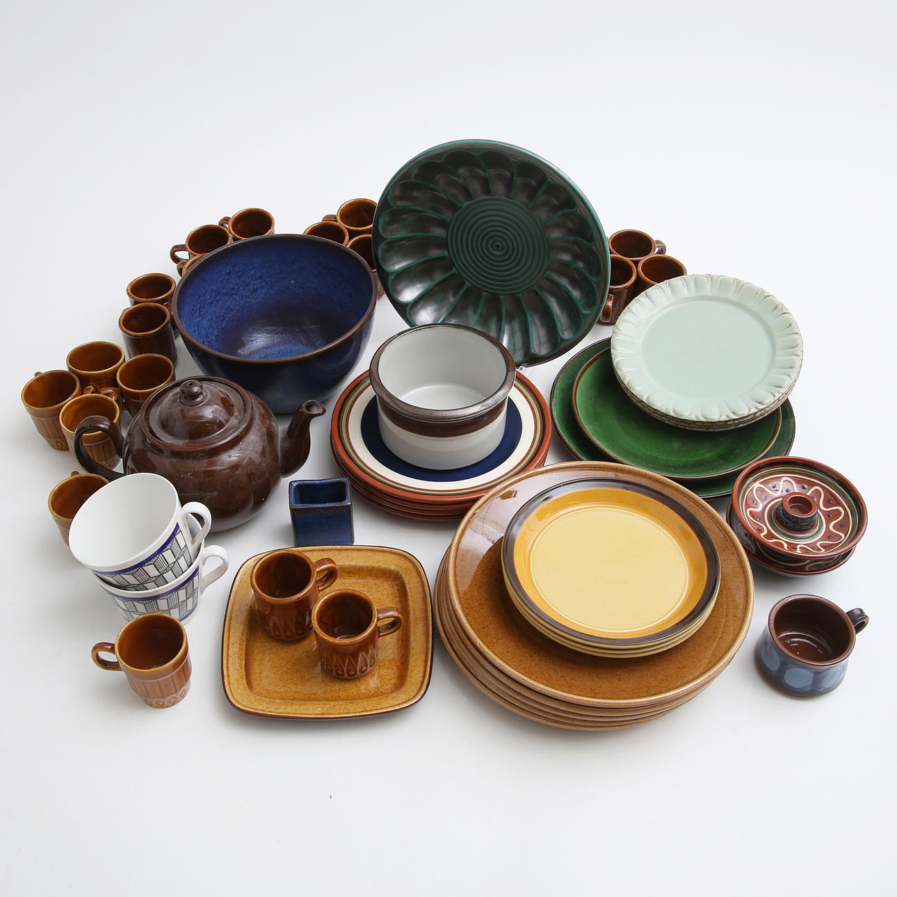 CERAMICS, lot, incl. Nittsjö.