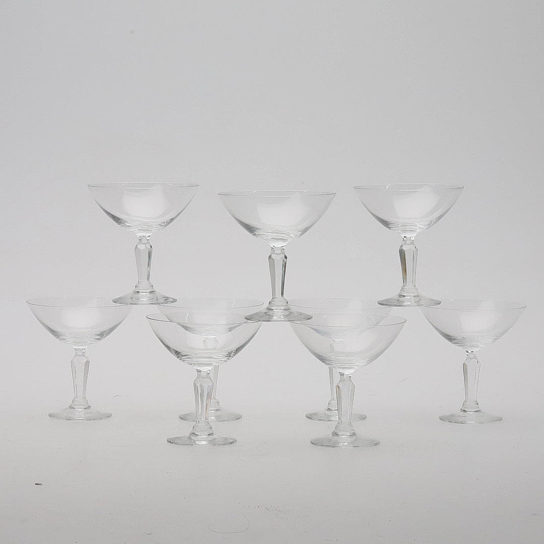 LIKÖRGLAS. 9 st, Kristall.