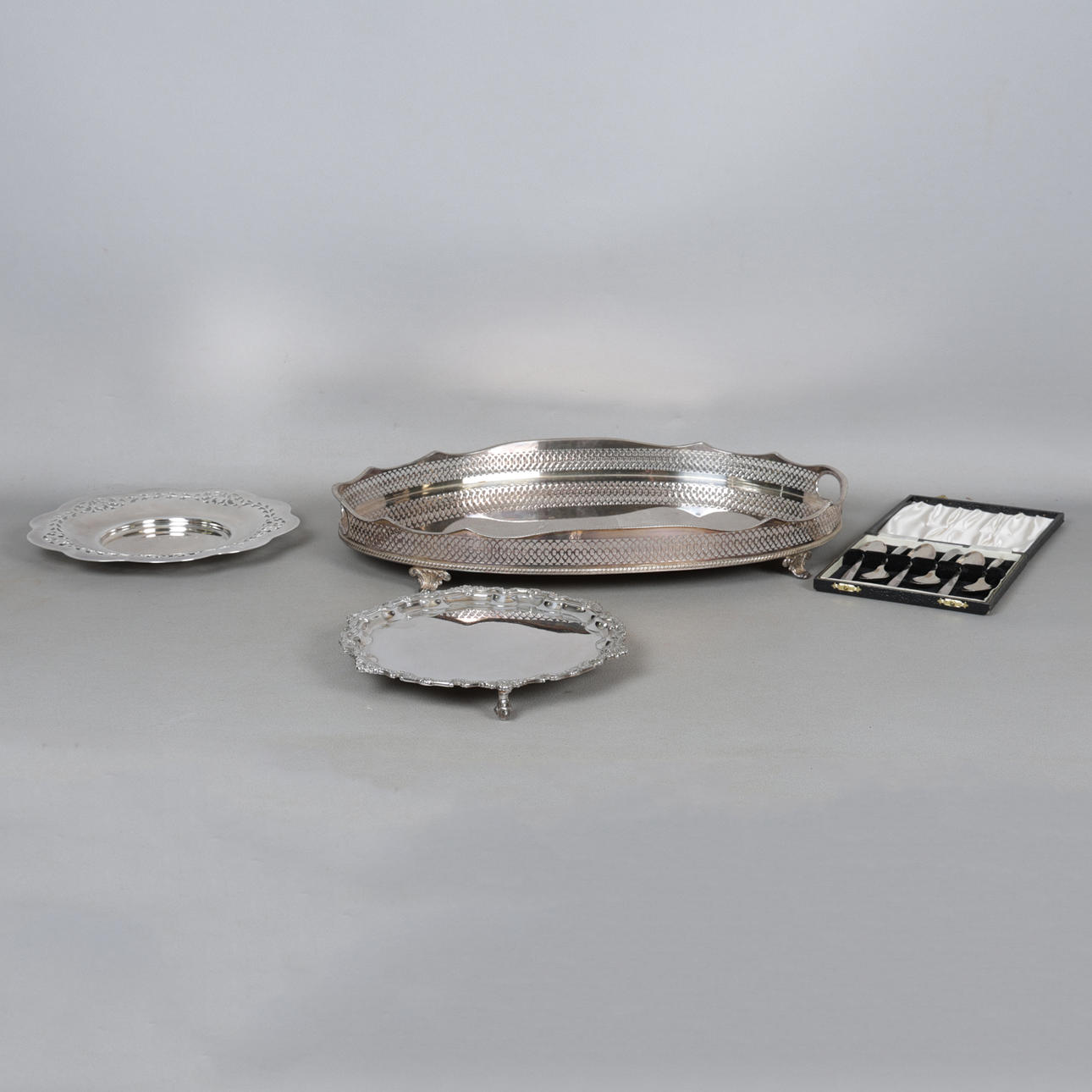 SILVER PLATED WARE (QTY).