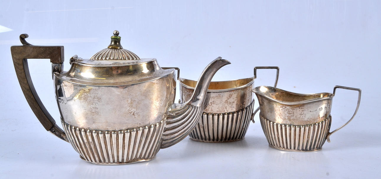 TESERVIS, 3 delar, silver, England.