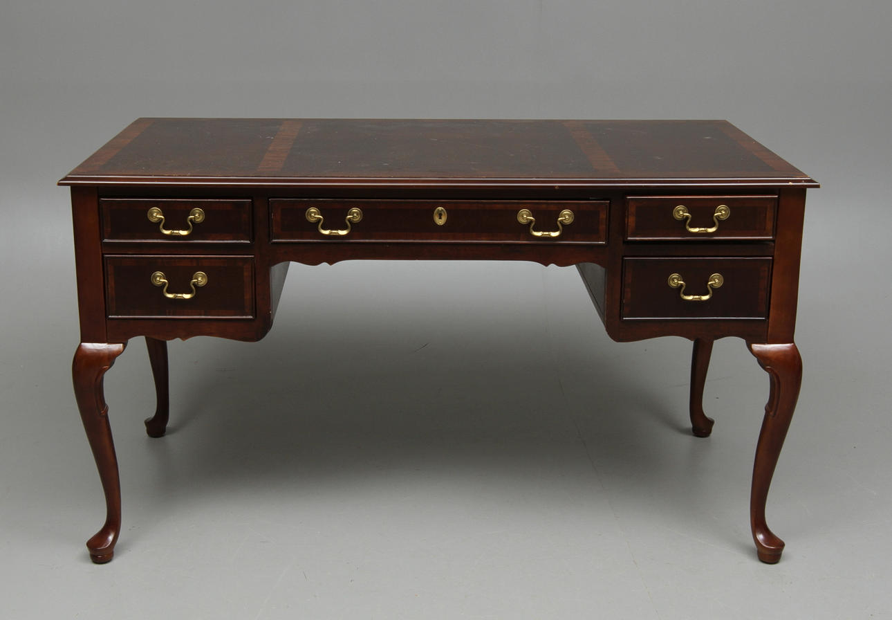 SKRIVBORD, rokokostil, 19/2000-tal.