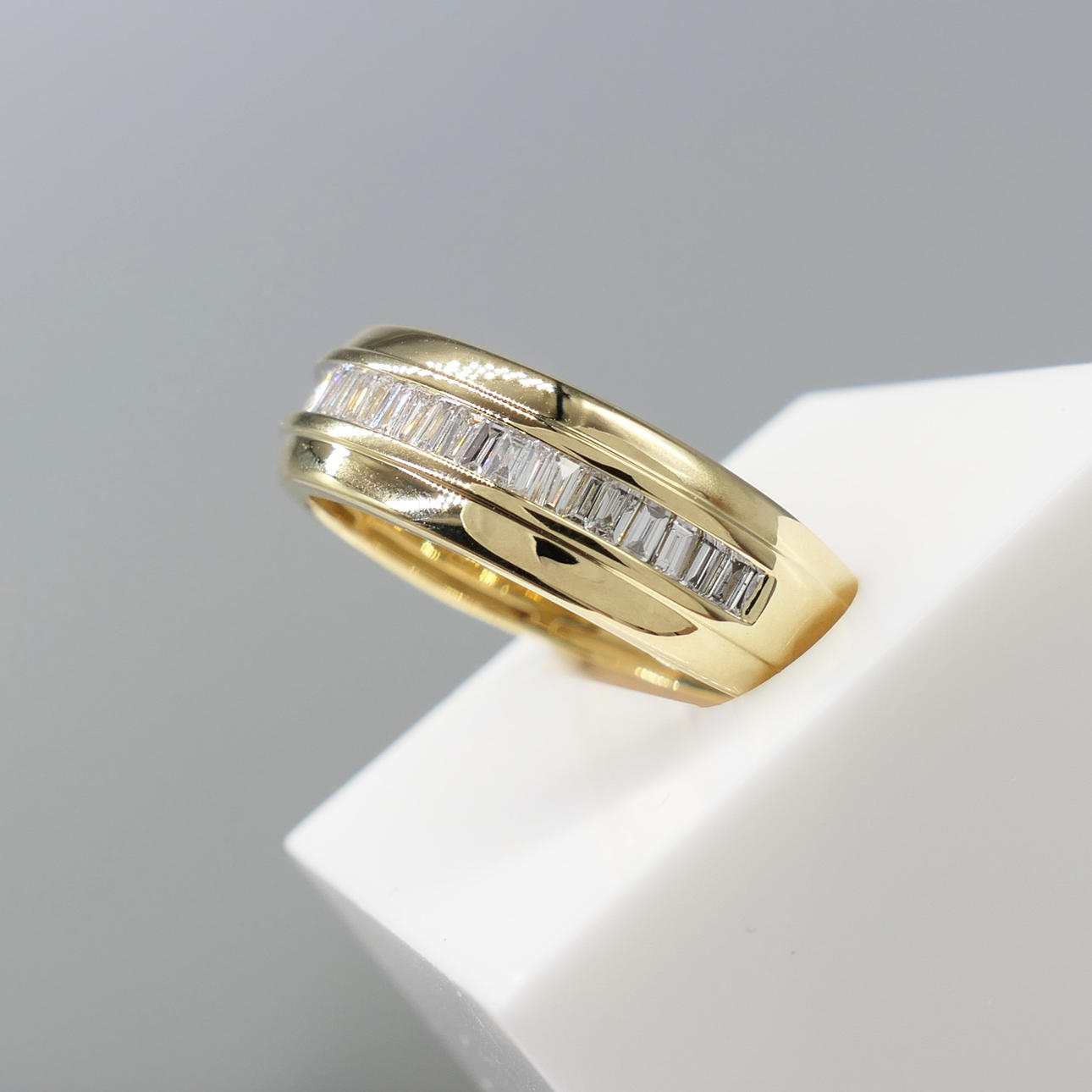 0.50 CT DIAMOND band.