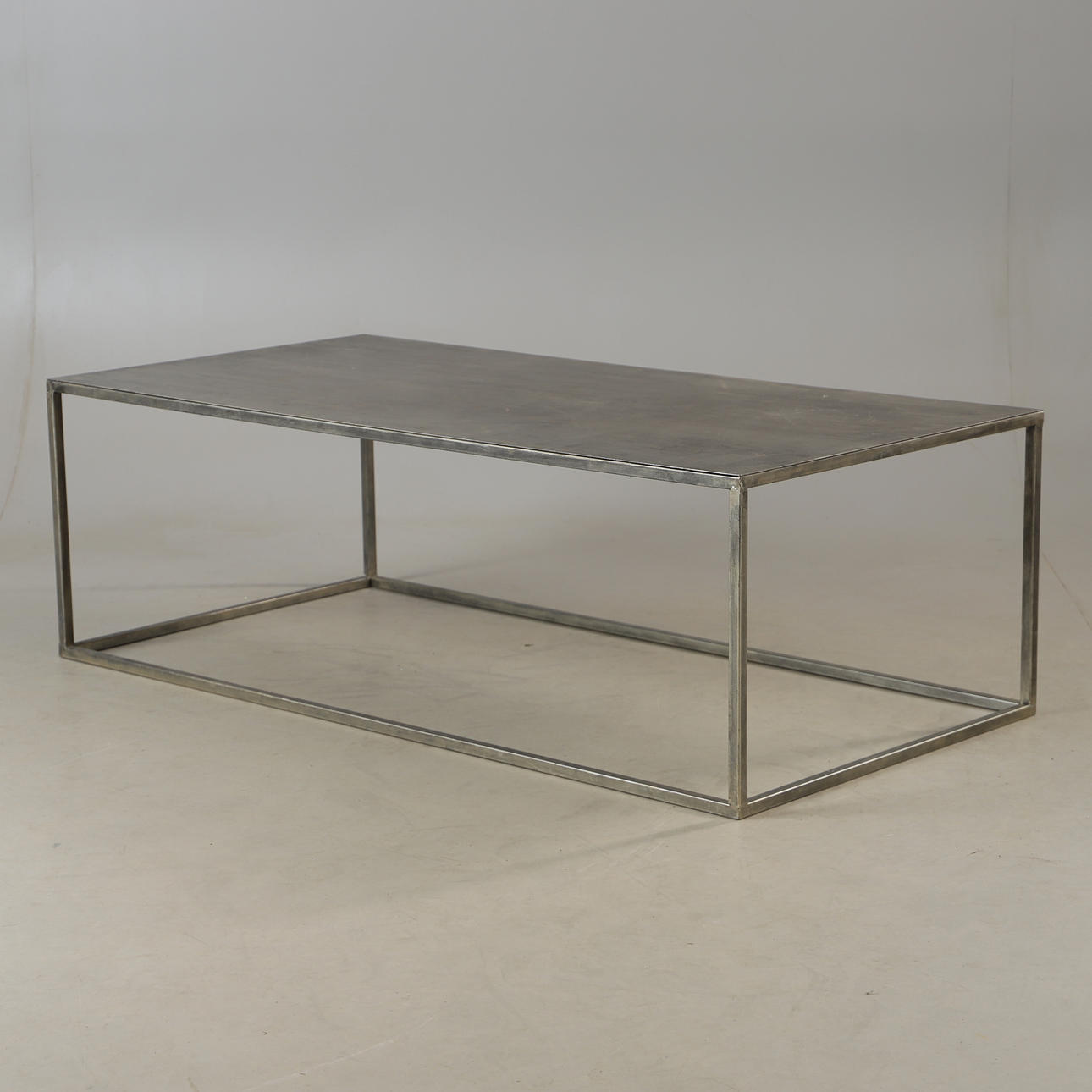 SOFFBORD, metall, 2000-tal.