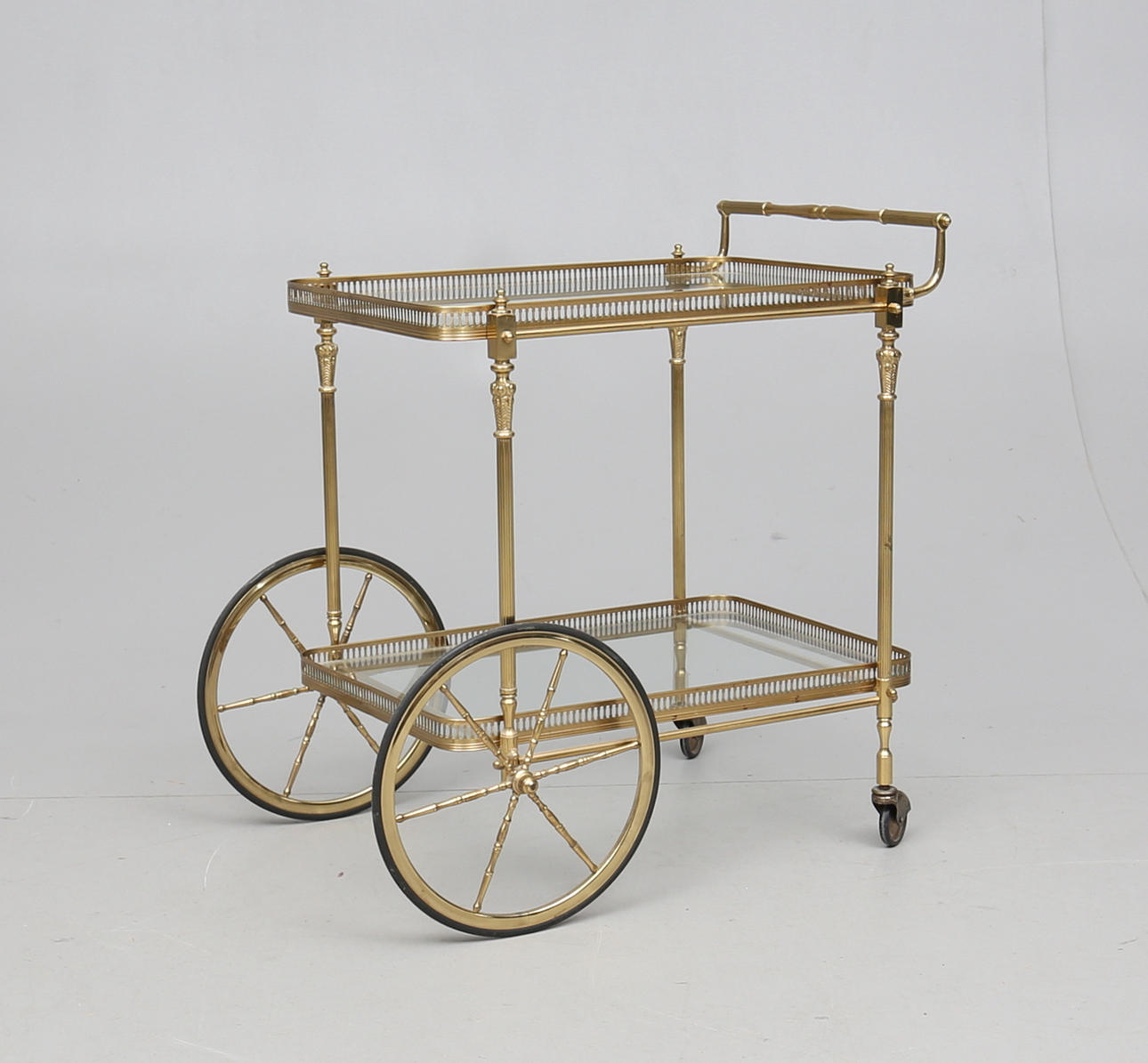 SERVERINGSVAGN, 1900-talets andra hälft.