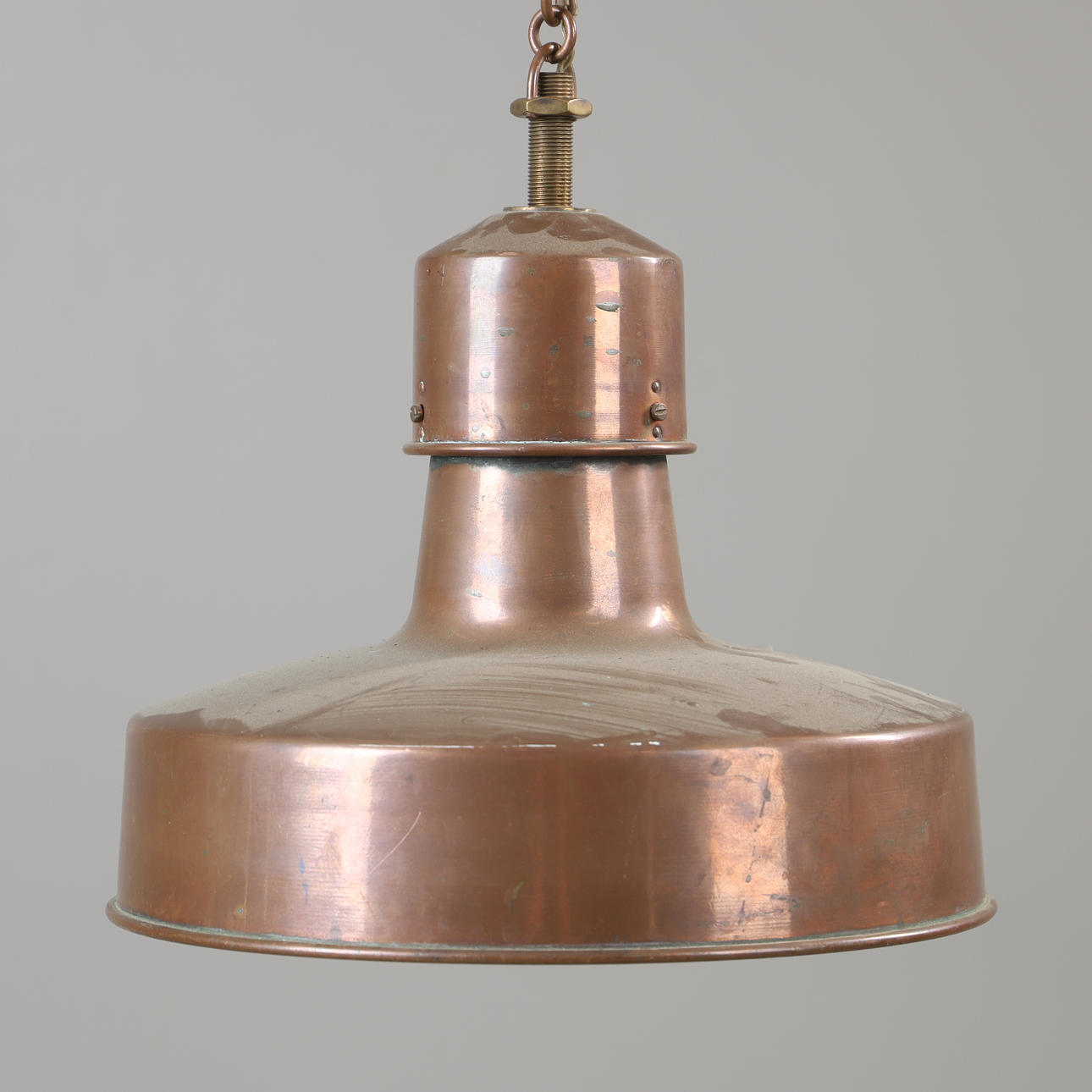 TAKLAMPA, koppar, 1900-talets andra hälft.