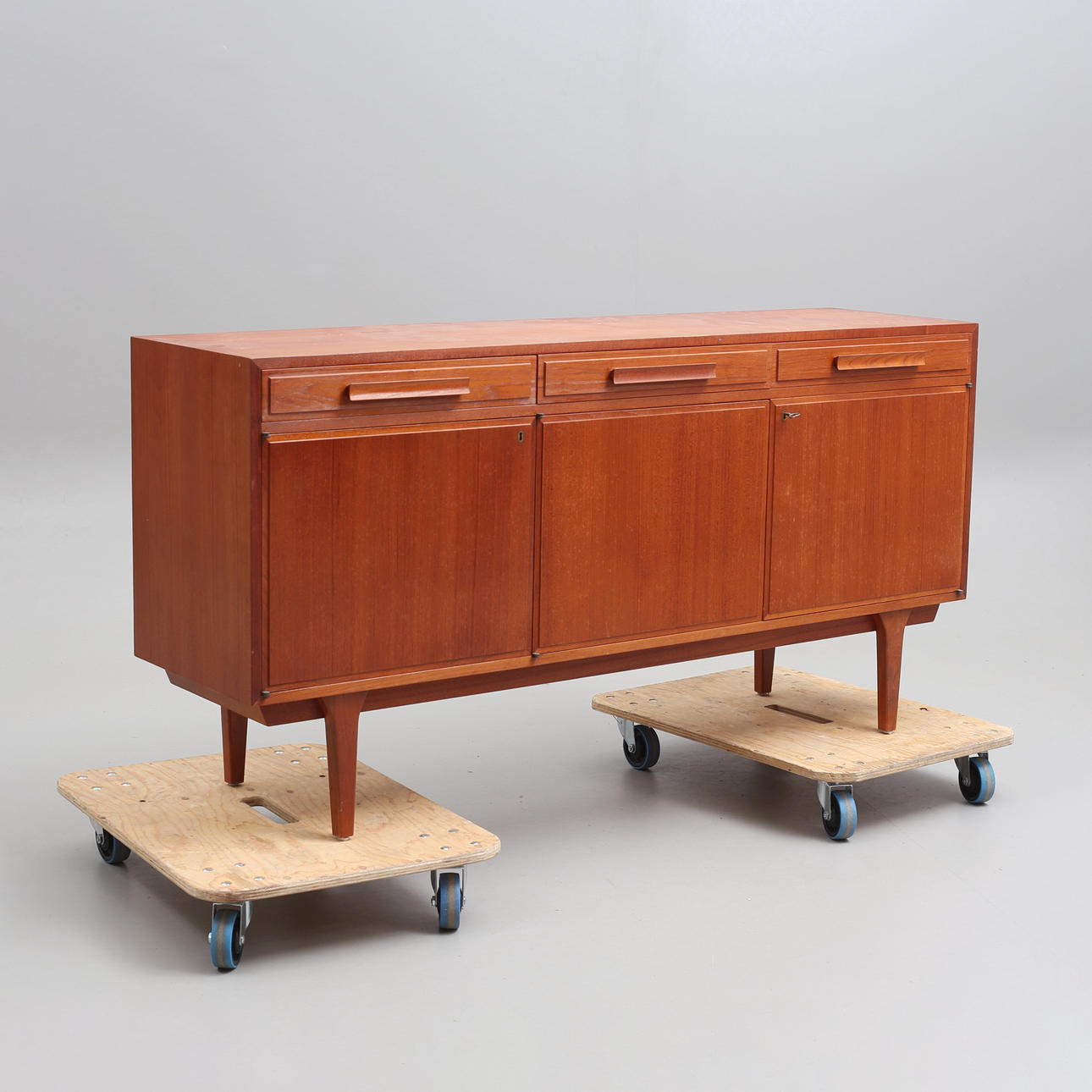 SIDEBOARD, teak, 1950/60-tal.