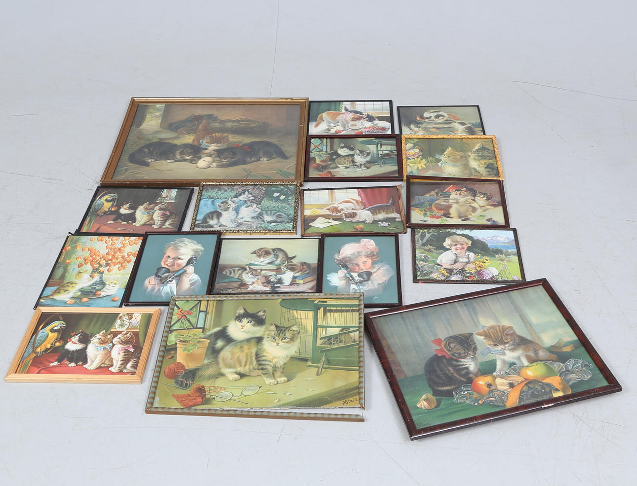 PRINTS, 17 pcs, 20th century.