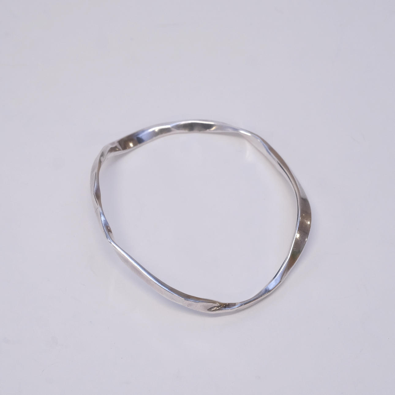 CLAËS GIERTTA. ARMRING,STERLINGSILVER.