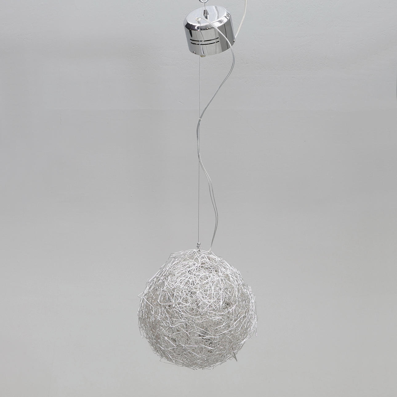 Ceiling lamp, interwoven aluminium wires.