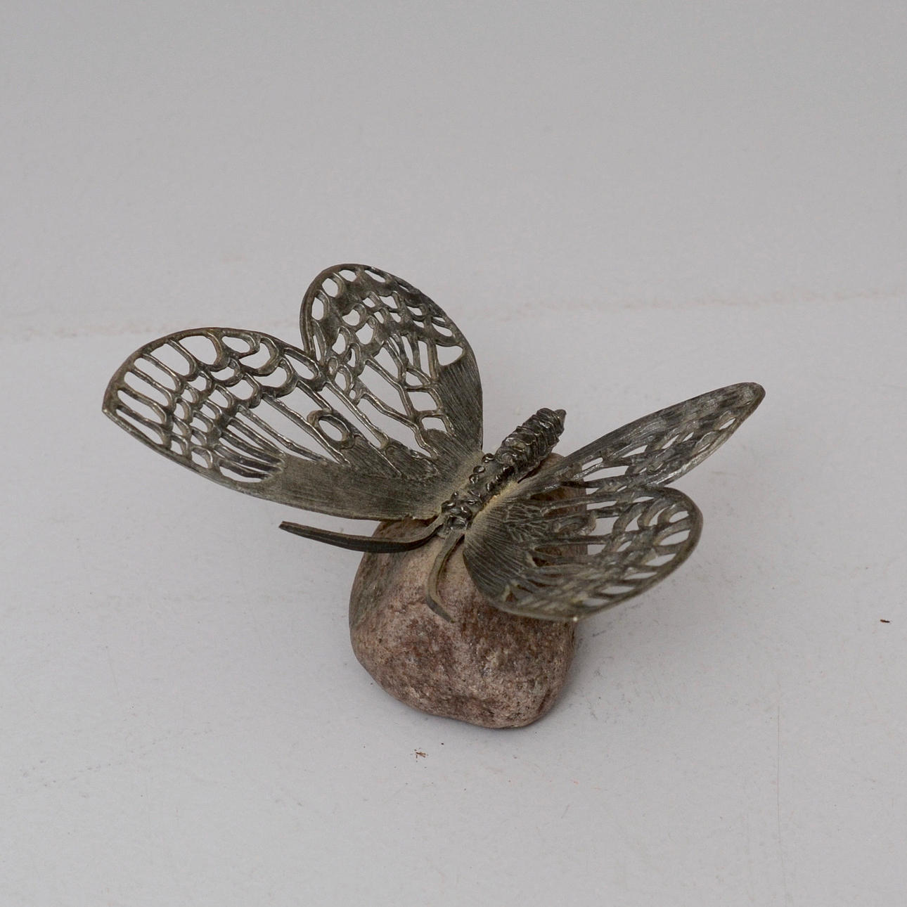 HENRY GUSTAVSSON. SKULPTUR, fjäril.