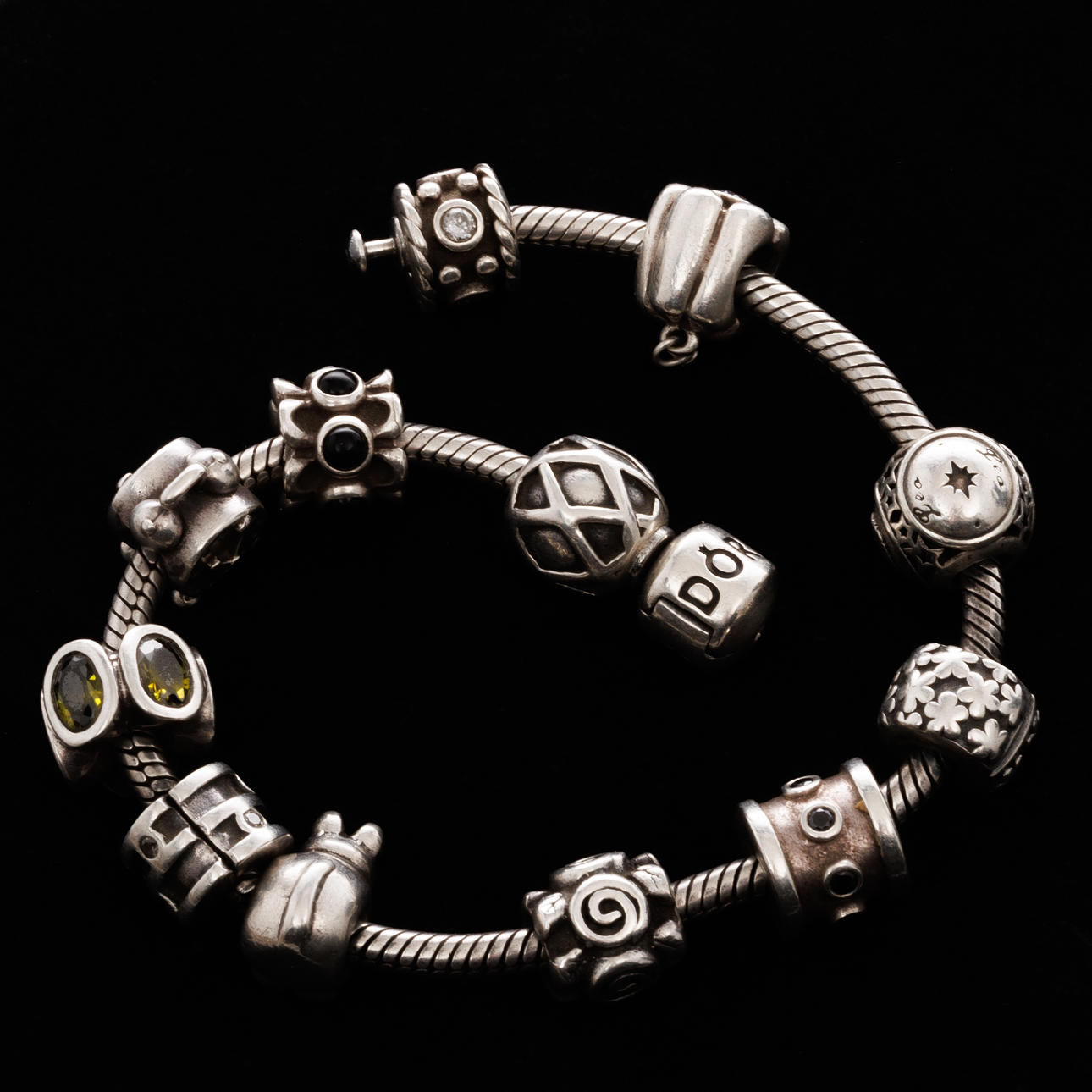 ARMBAND, Sterlingsilver, Berlocker, Pandora.