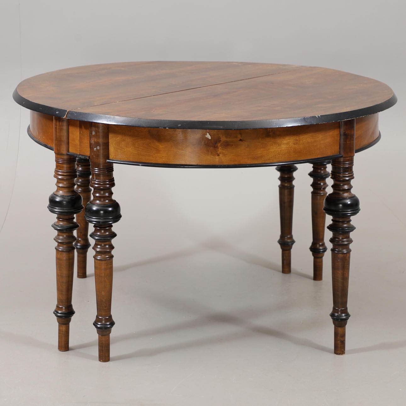 HALVMÅNEBORD, ett par, 1800/1900-tal.