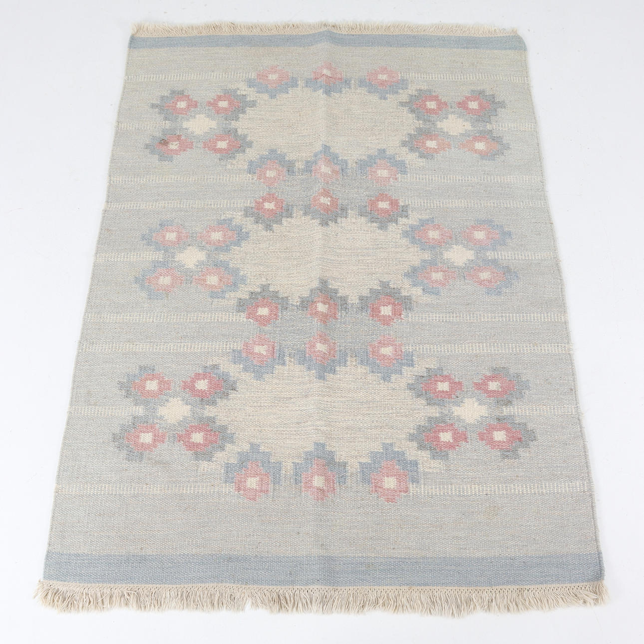 MATTA, rölakan, 190 x 140 cm.