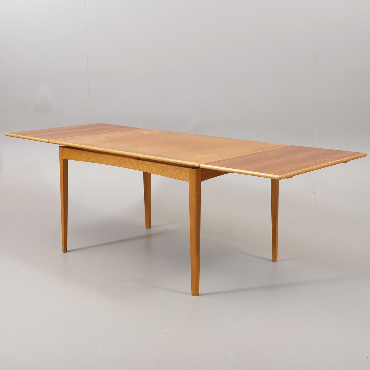 BORD, teak/ek, 1960-tal.