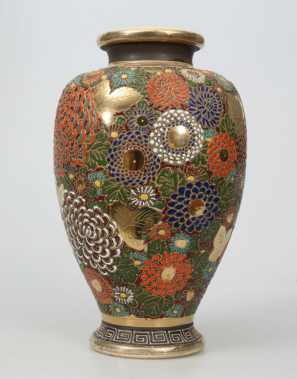 VAS, porslin, Satsuma, signerad, Japan, 1900-tal.