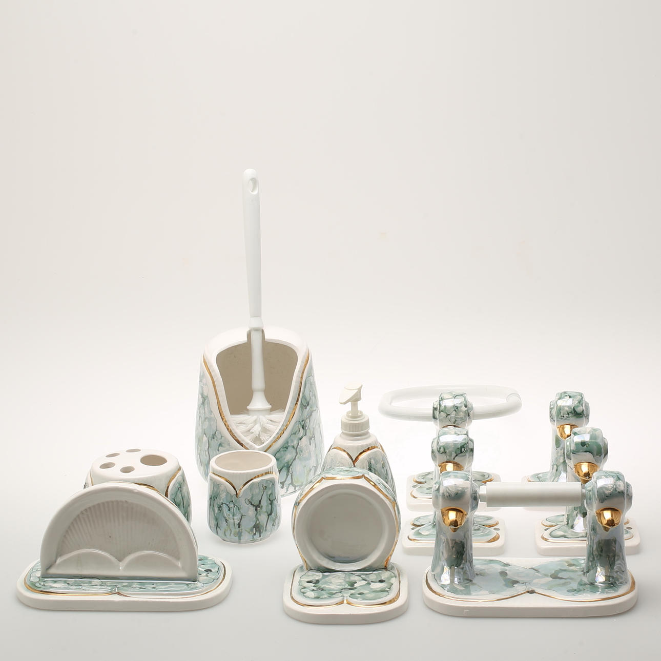 BADRUMSSET, 11 delar, porslin.