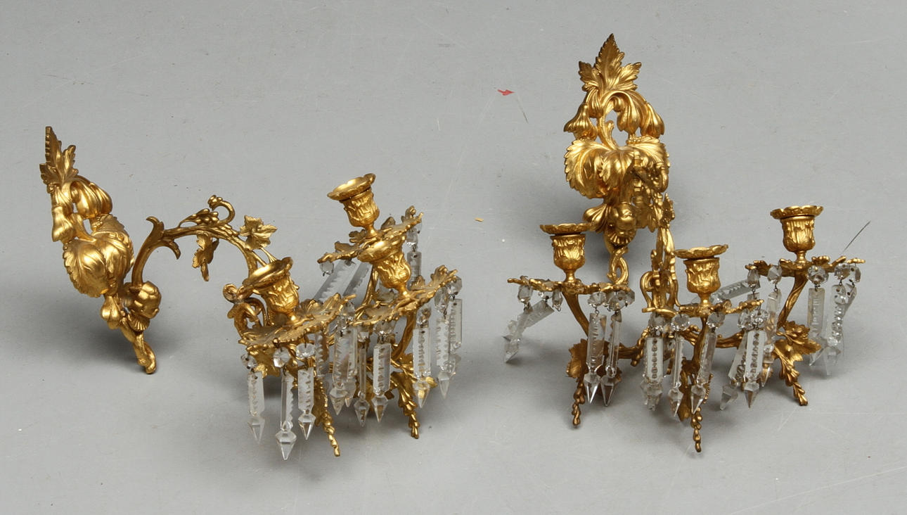 VÄGGLYSTRAR 1 par, Oscarianska, förgylld mässing, 1800-tal.