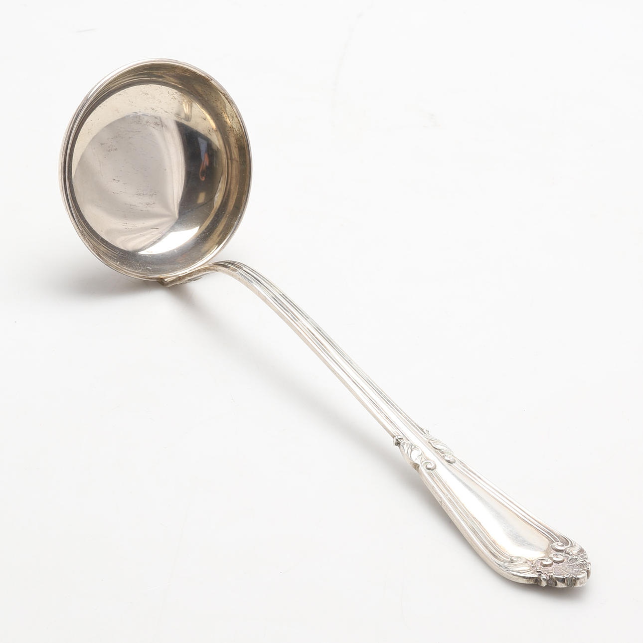 SOPPSLEV, silver 835, Portugal. Vikt ca 232 gram.