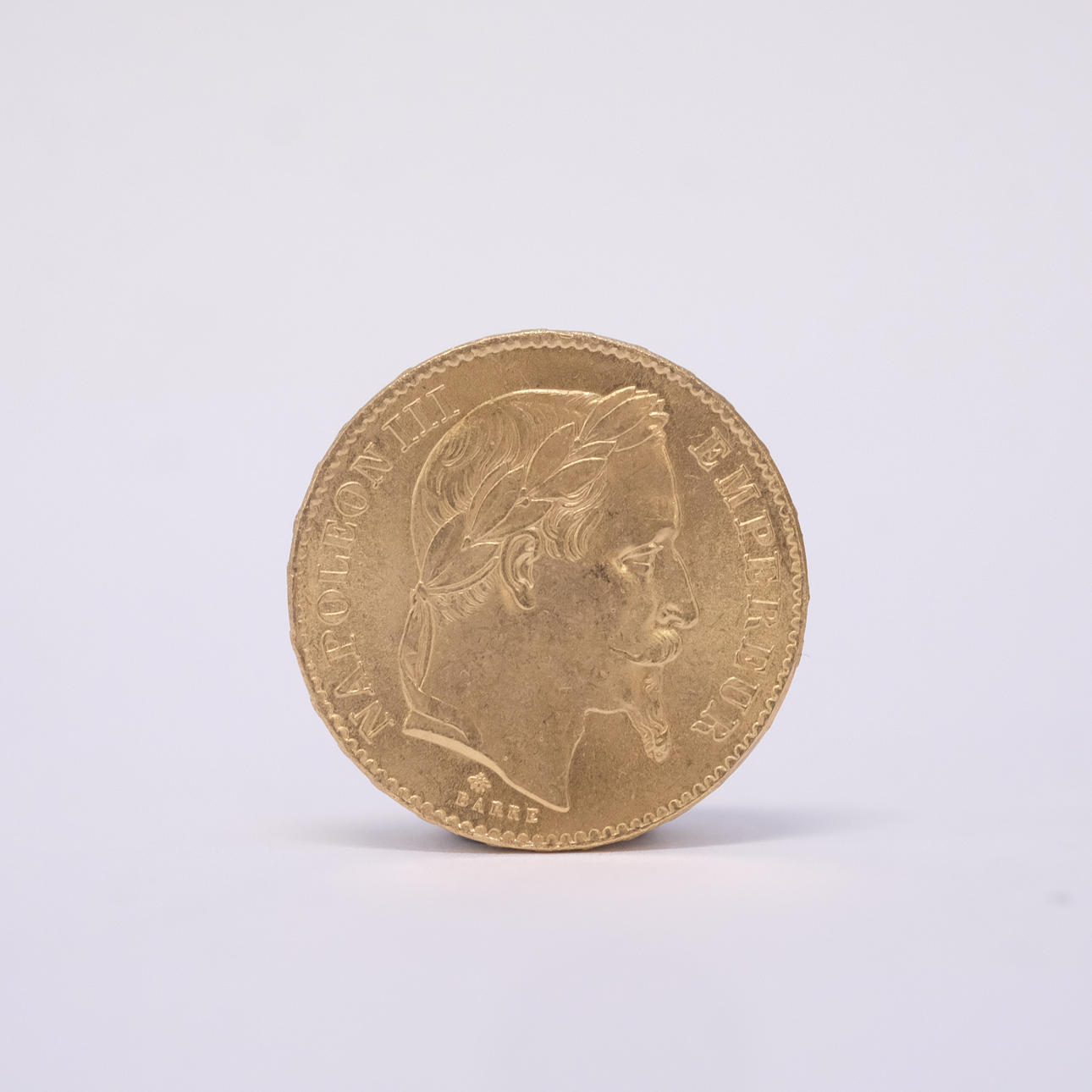 GULDMYNT, 9K GULD, SENARE REPLIK AV 20 FRANCS.