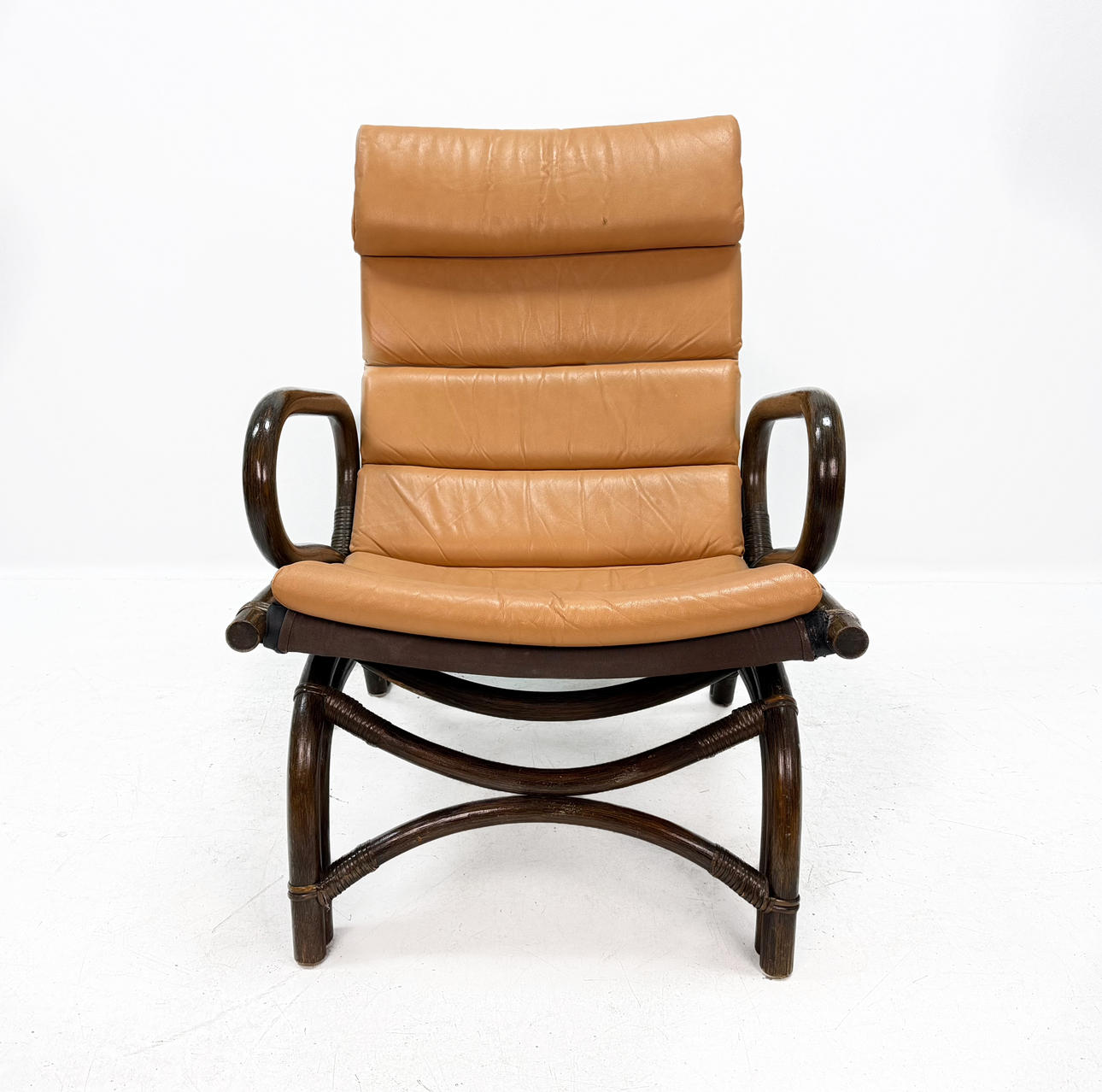 ARMCHAIR - Bamboo with leather cushion, foldable.