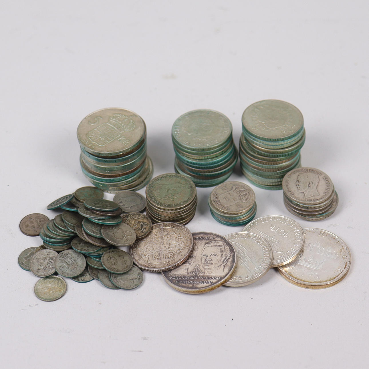 SILVER COINS, Swedish, total 892 grams.