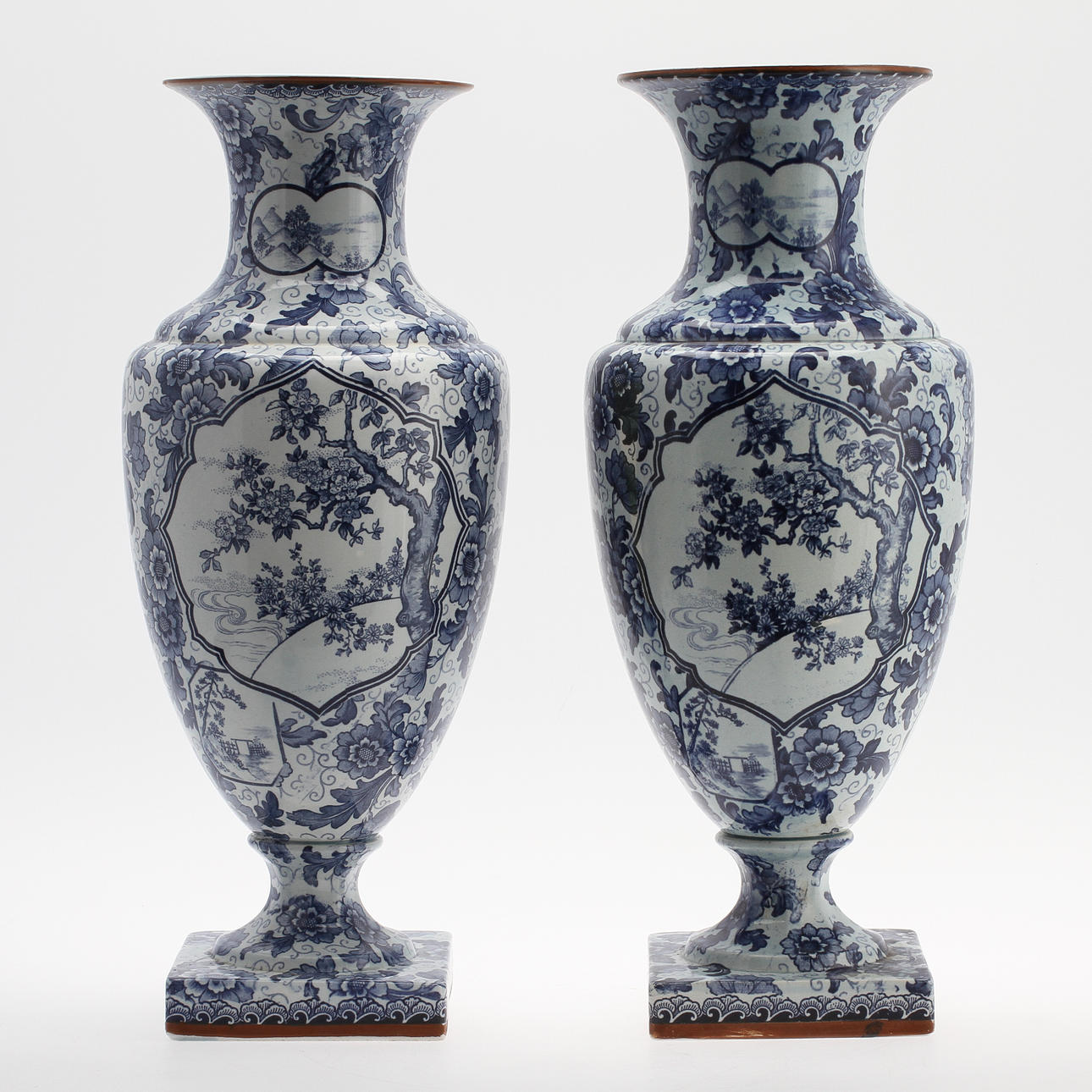 URNOR, 1 par, Royal Bonn, Tyskland.