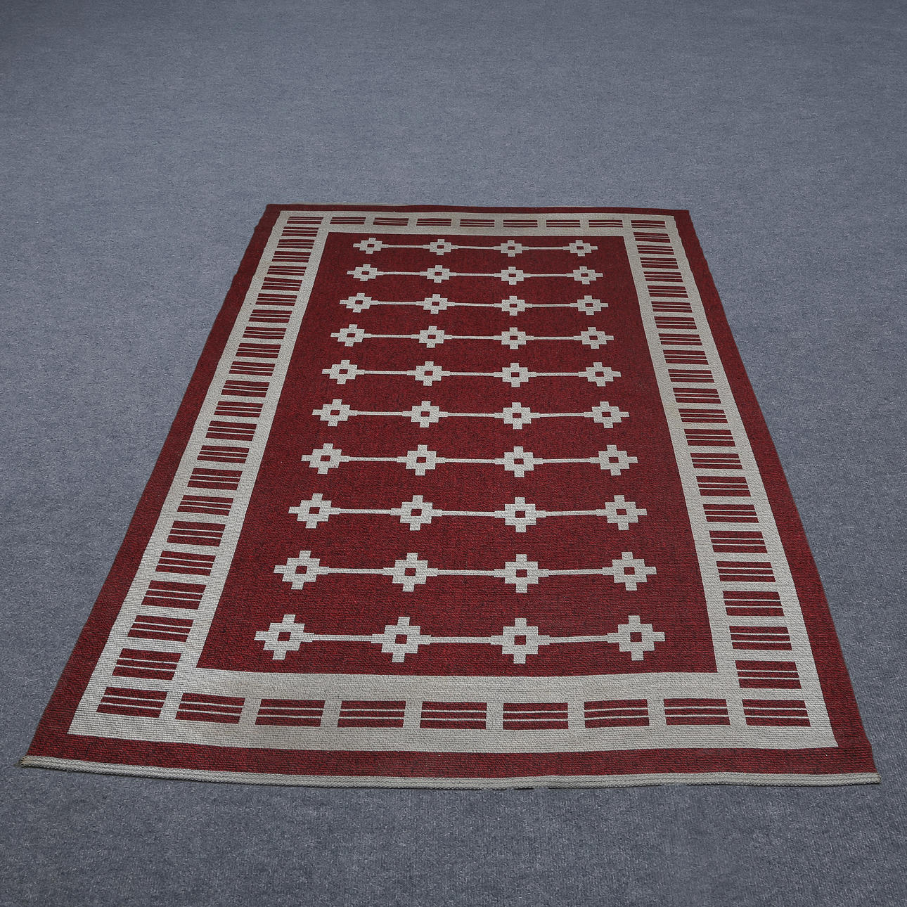 CARPET (296x197).
