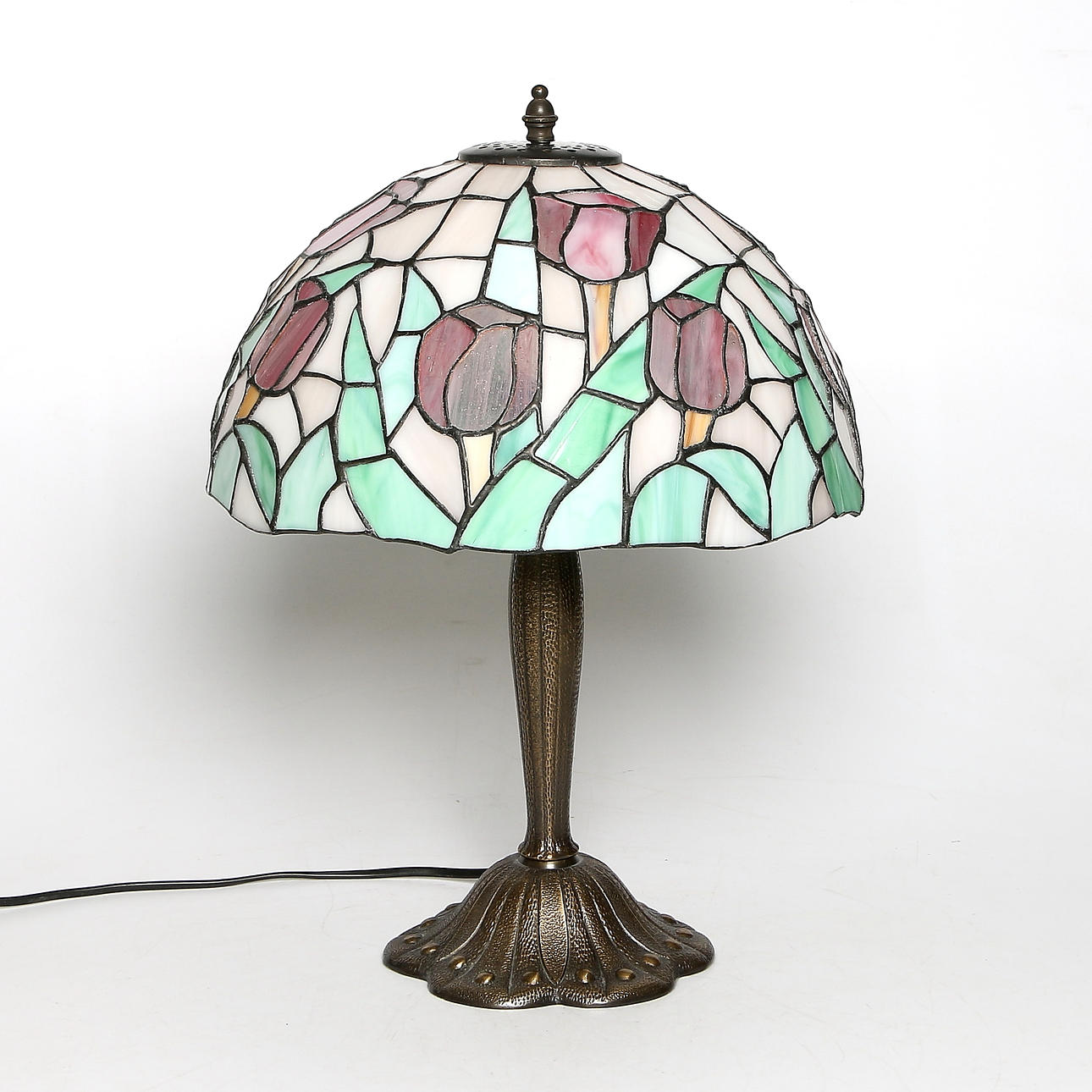 BORDSLAMPA, Tiffanystil, 1900-talets andra hälft.