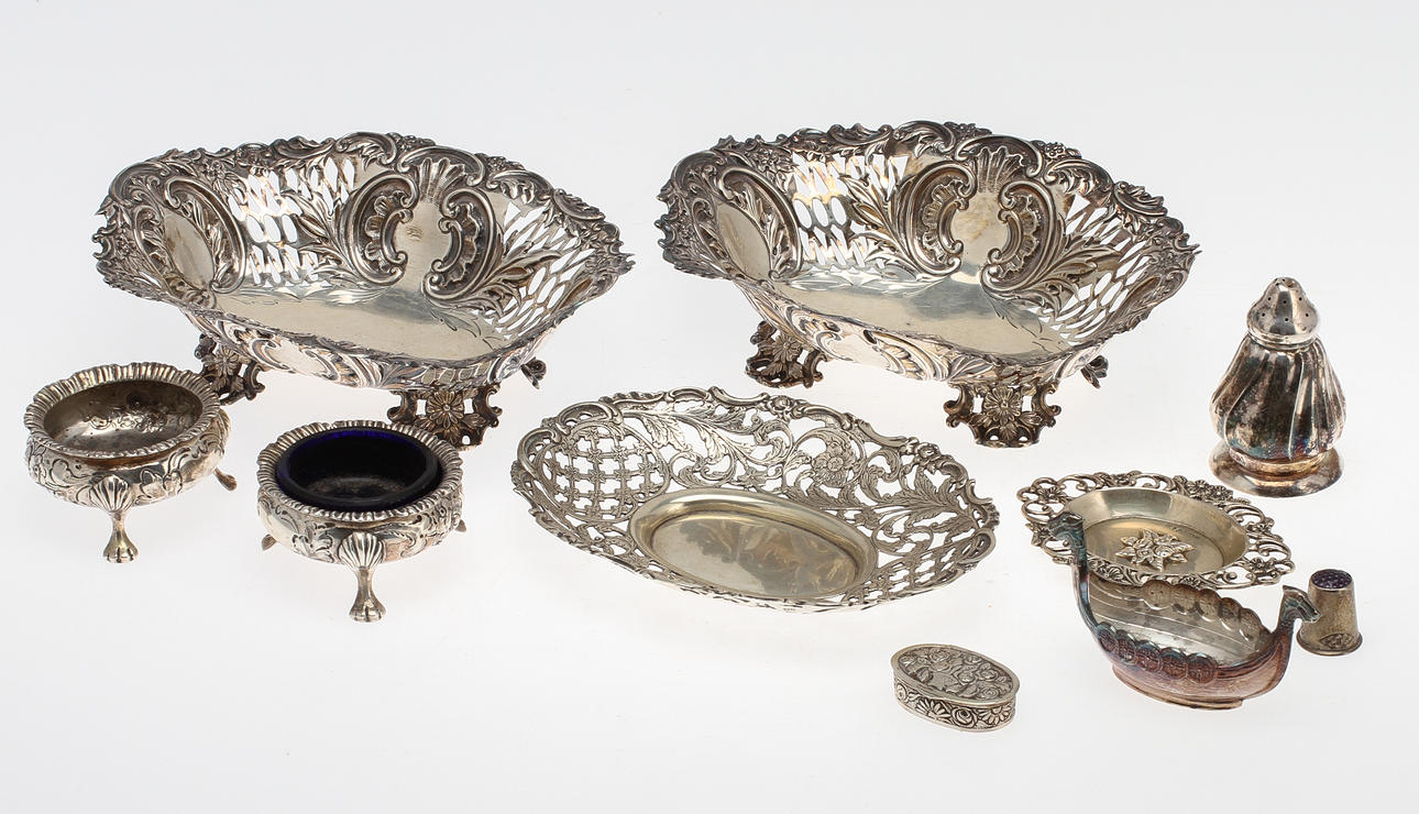 HOPEATUOTTEET, 10 osaa. 440 grammaa.