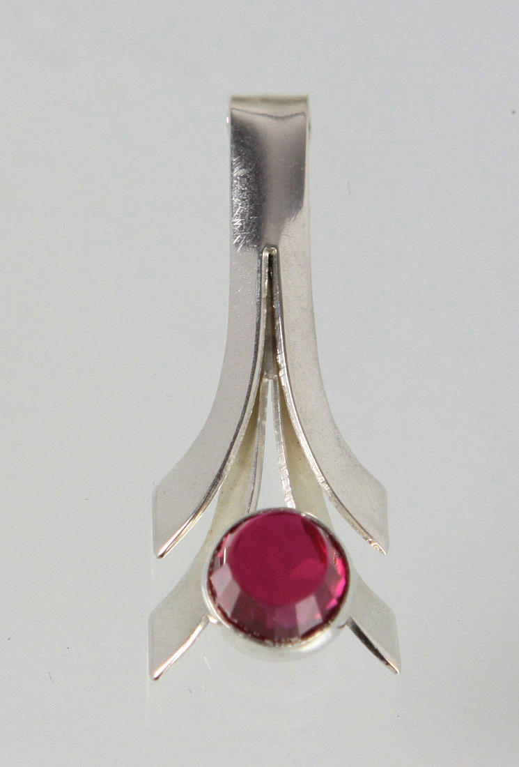 HÄNGE 835 silver med verneuil rubin.