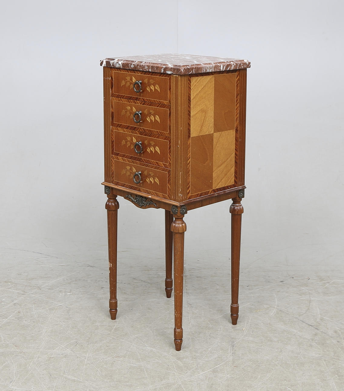 BYRÅ/NATTDUKSBORD, Louis XVI-stil, 1900-tal.