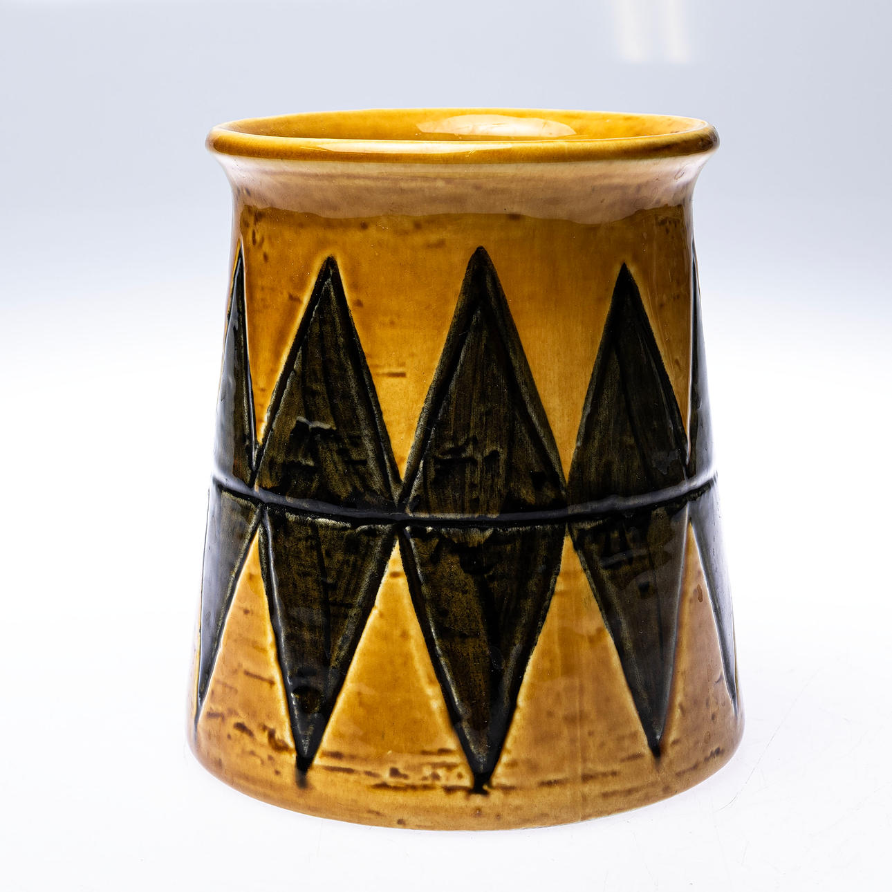 GUNNAR NYLUND. Vase, stoneware "Harlekin" Rörstrand.