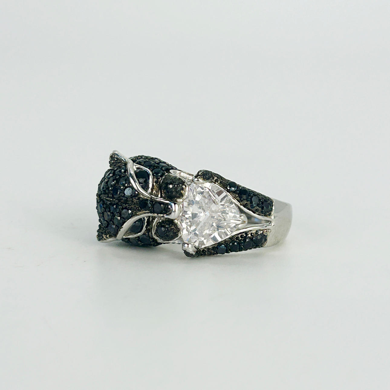 HEAVY 925 PANTHER RING.