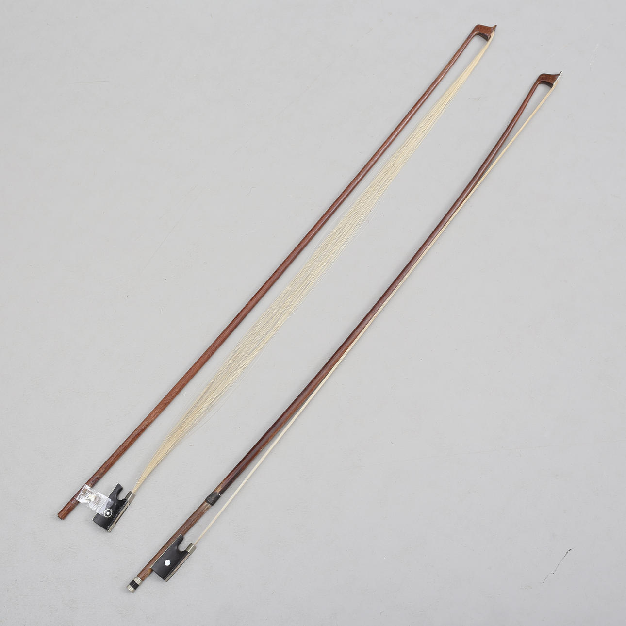BOWS 2 pcs, 19th/20th century.