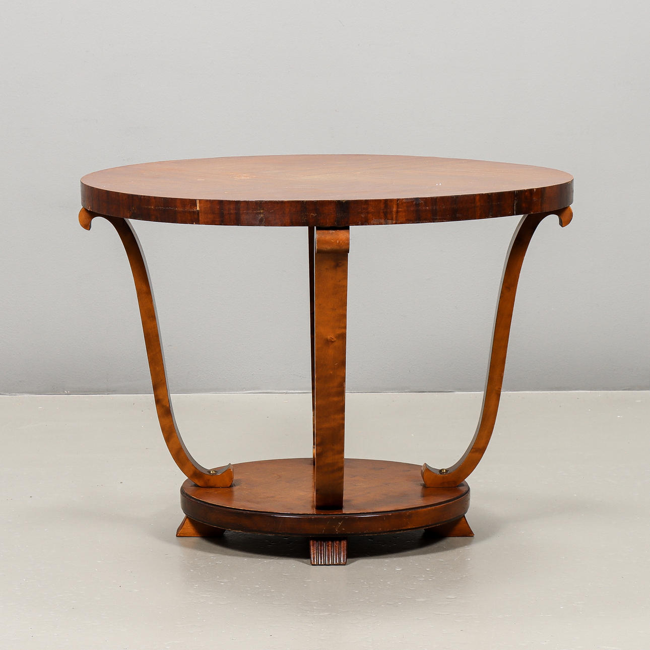 COFFEE TABLE Art Deco, Elm, 1930s/40s.