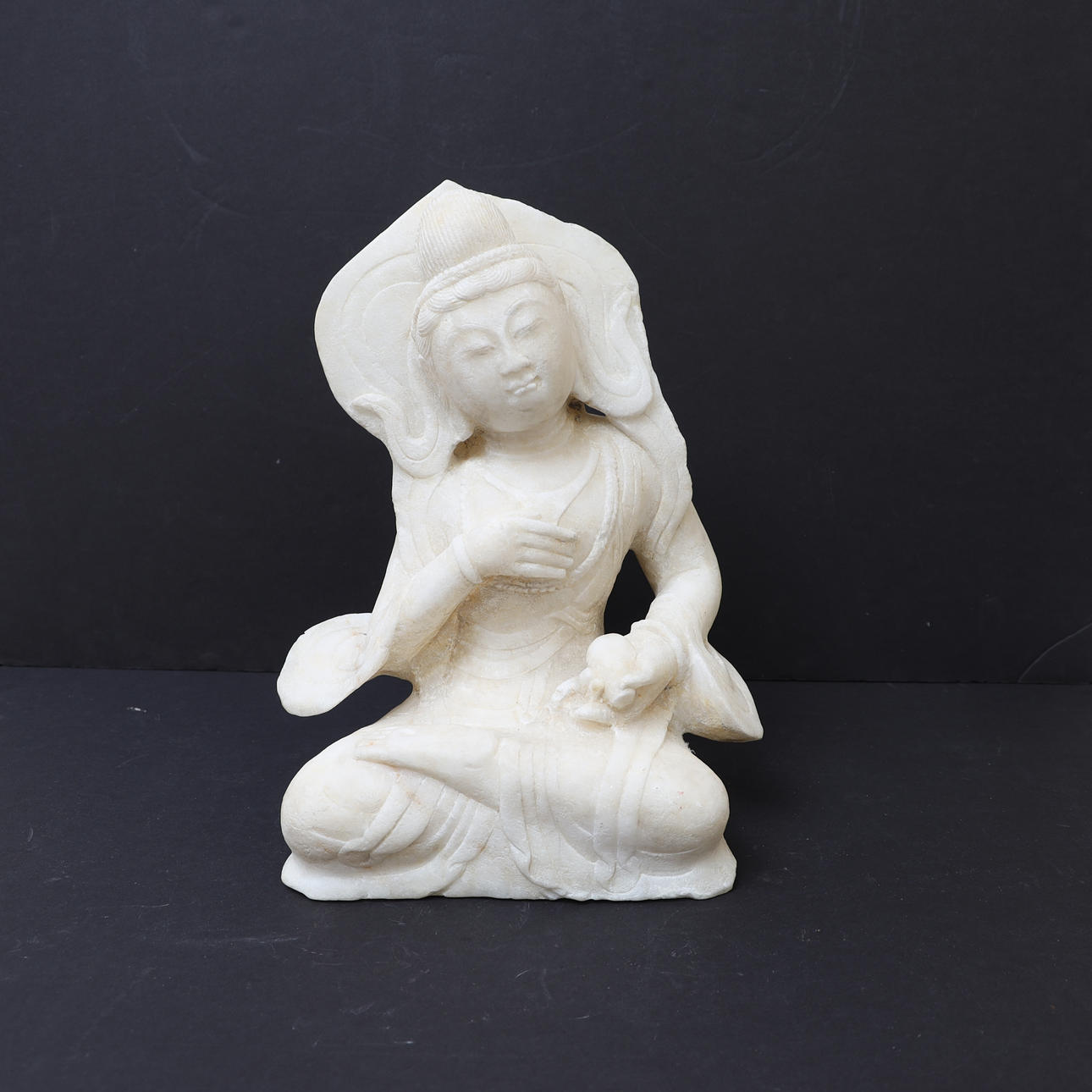 SCULPTURE, Guanyin, carved stone.