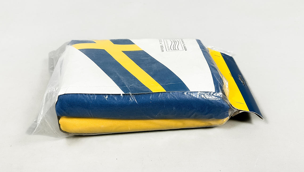 SWEDISH FLAG, woven polyester, 300 x 180 cm.