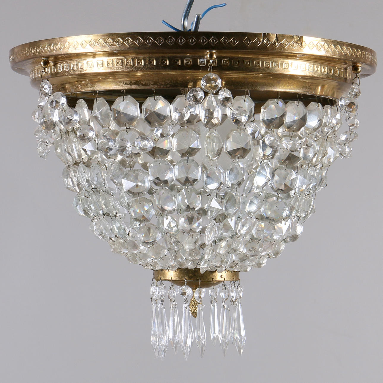 TAKPLAFOND, metall samt prismor, 1900-talets första hälft.