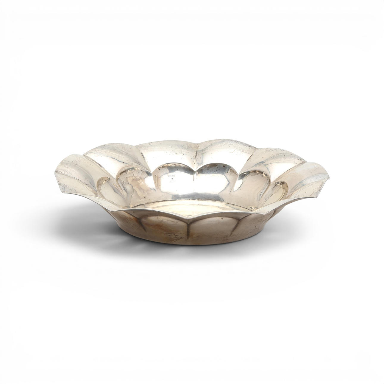 Spanish silver centrepiece, 20th Century.