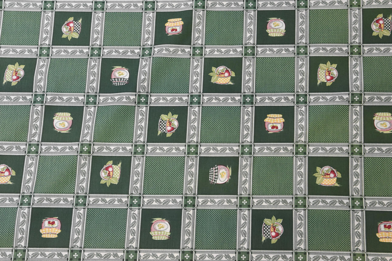 TYG på rulle, med dekor av frukt och syltburkar, ca 15 m.