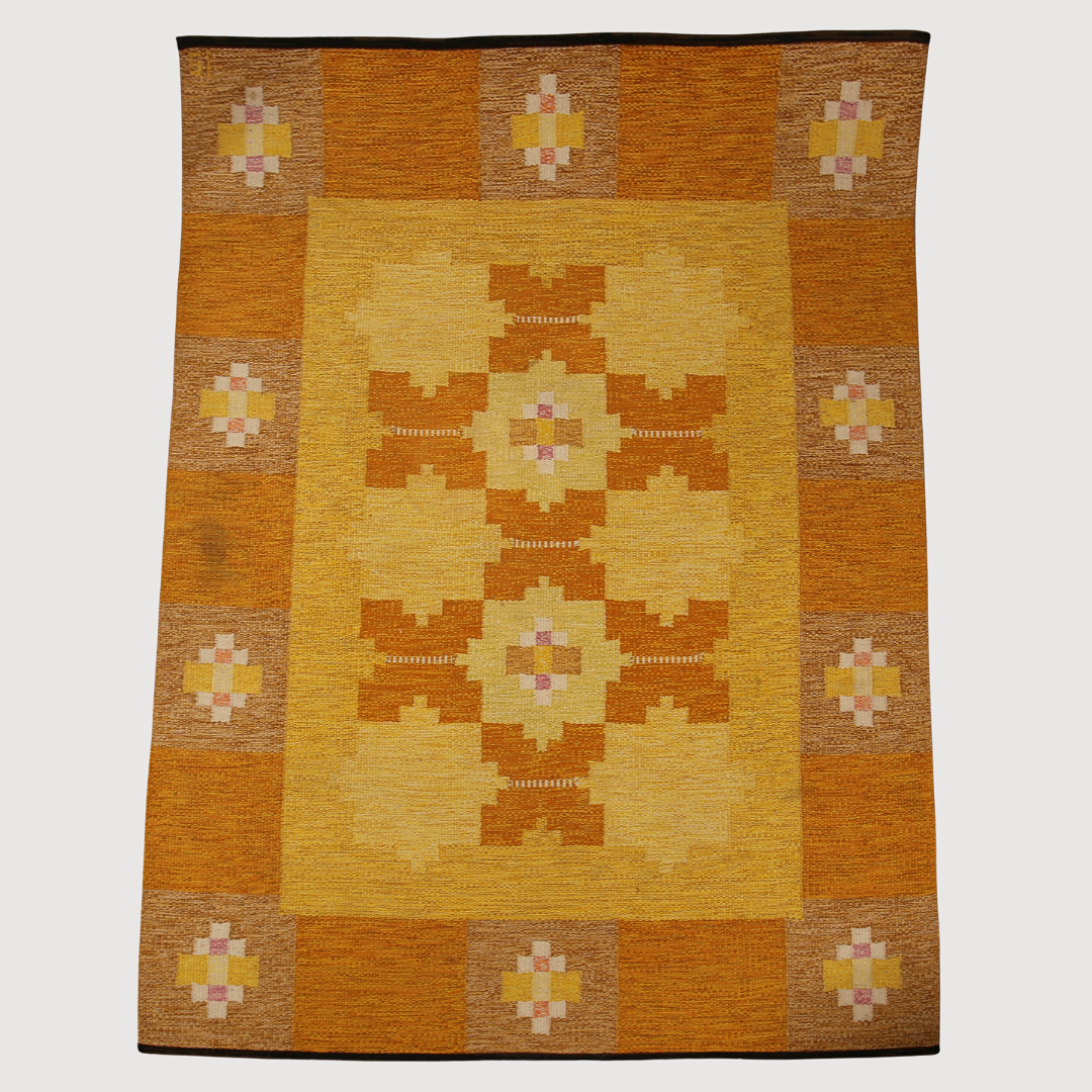 INGEGERD SILOW. Röllakan rug, geometric pattern, signed IS.