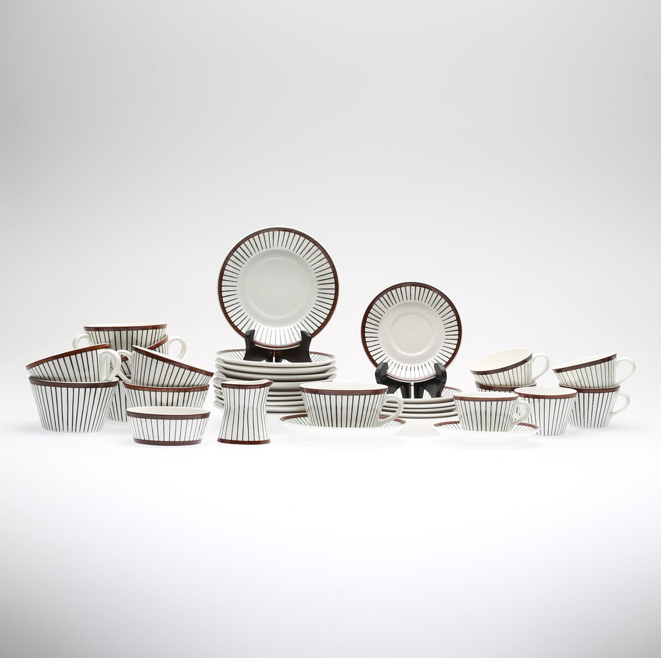 SERVISDELAR, 16 delar, benporslin, "Spisa Ribb", Stig Lindberg, Gustavsberg.