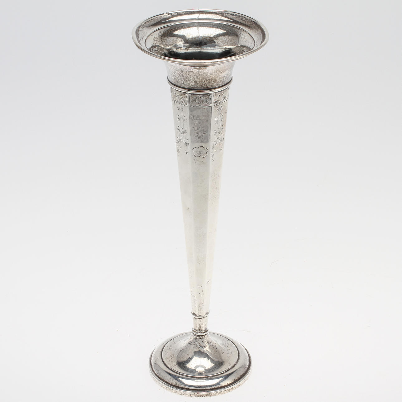 VAS, sterling silver.