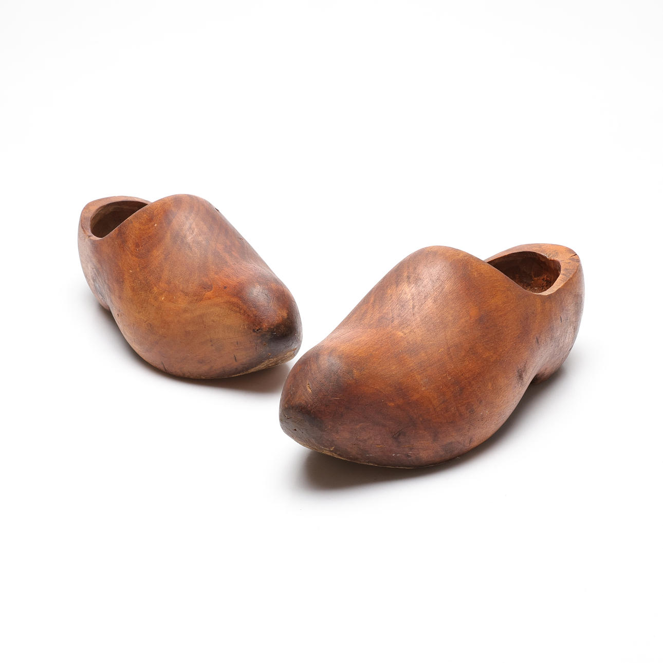 CLOGS, 1 pair.