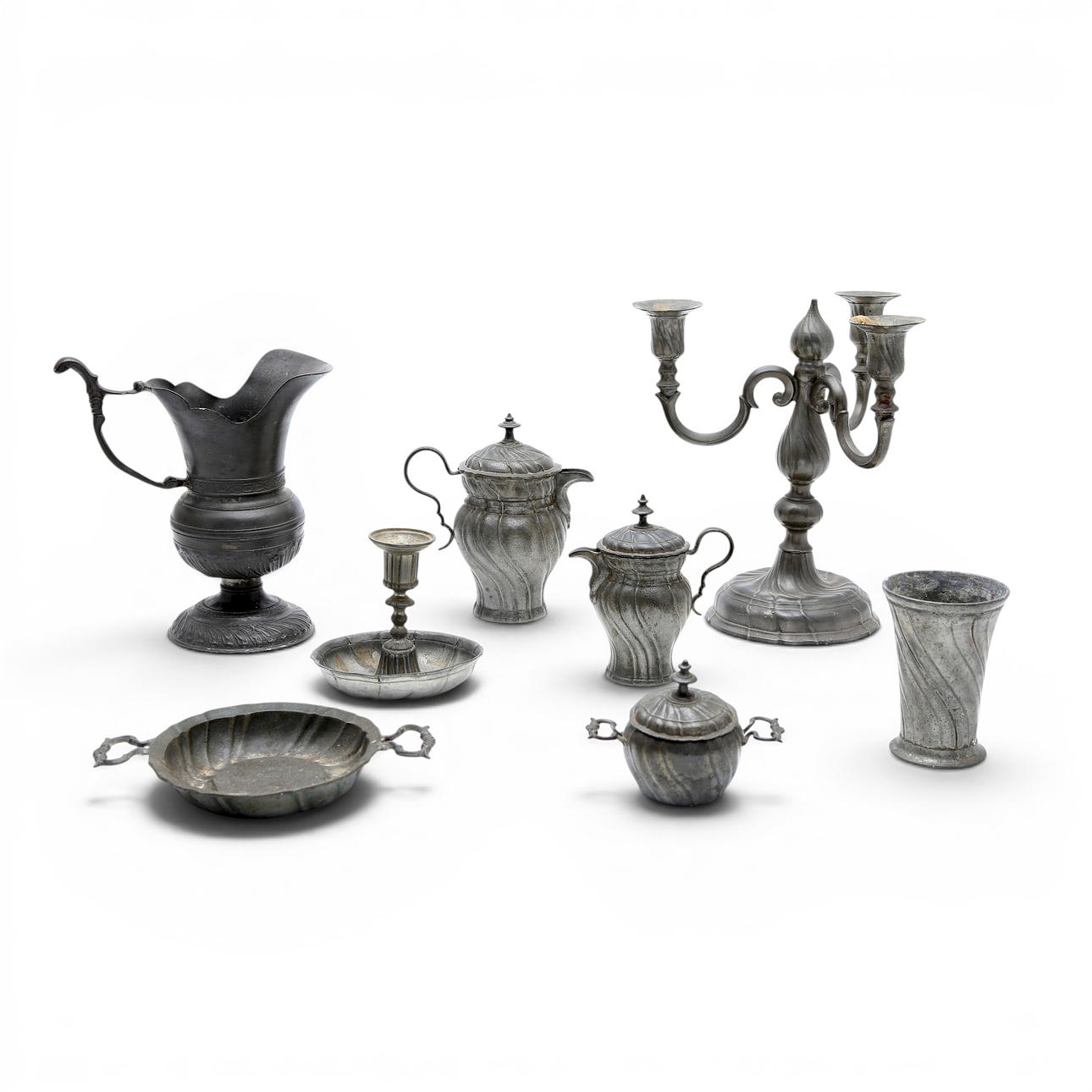Various German pewter objects, 18th Century.