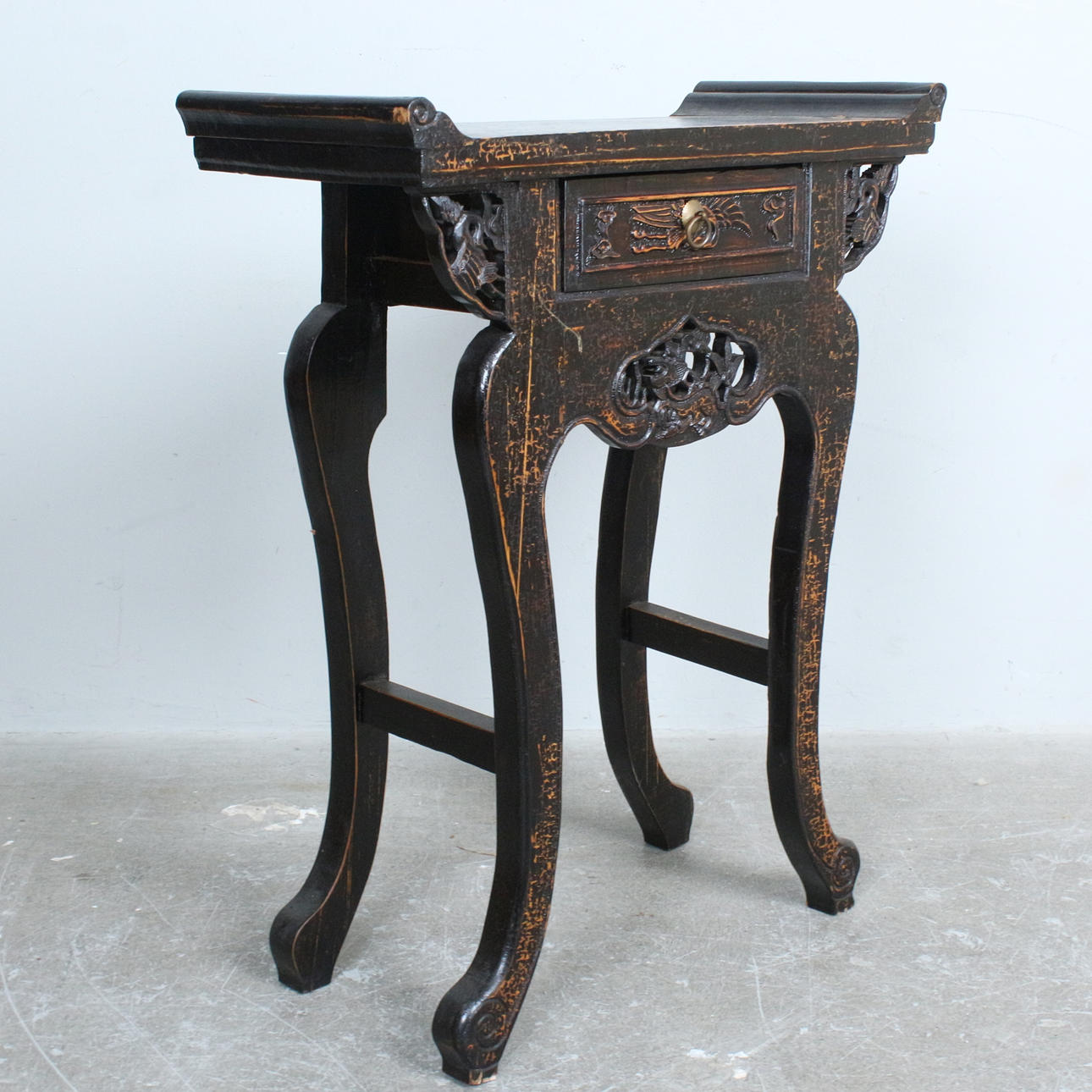 Chinese wall console table with drawer.