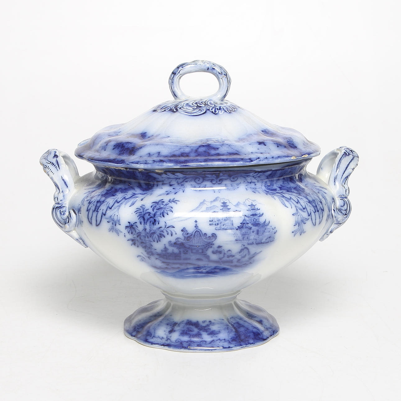 SOPPTERRIN, flintgods, "Pagod", flytande blått, Rörstrand, 1800-talets andra del.