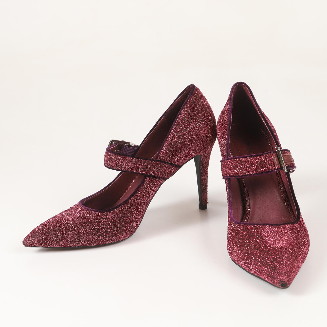 PUMPS, Sofie Schnoor, Copenhagen, Danmark.