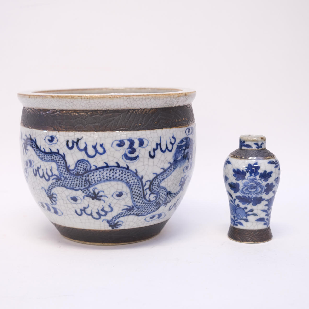 JARDINIÈRE AND VASE, CHINA.