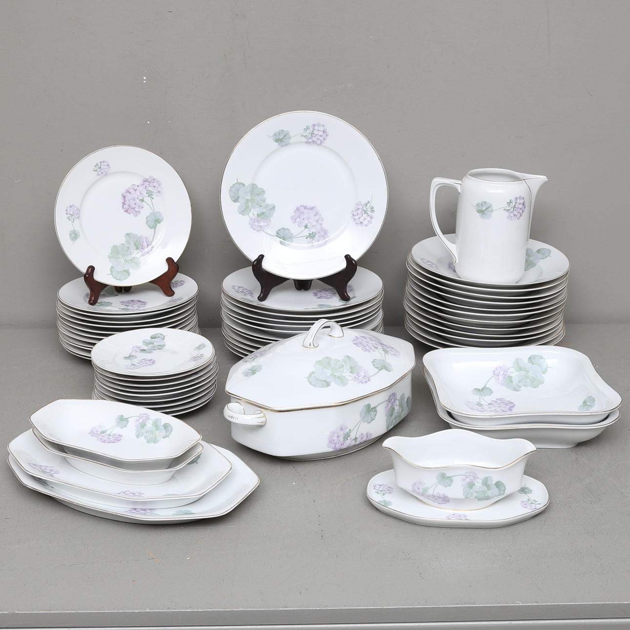 MATSERVIS, 54 delar, porslin, Paul Muller Selb, Tyskland, 1900-tal.